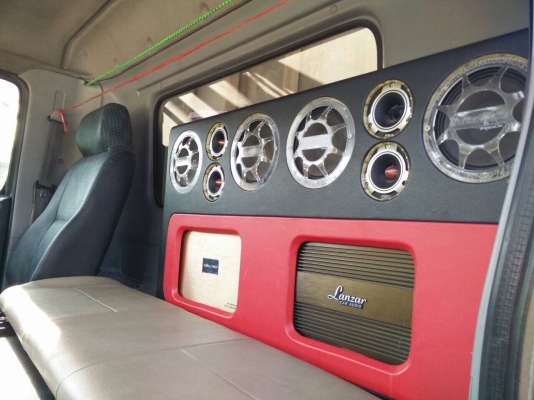 รถหกล้อกลาง HINO 500 เครื่อง 175HP รถหกล้อกลาง HINO 500 เครื่อง 175HP