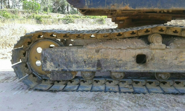 ขายด่วน KOMATSU PC60-5 .สภาพพร้อมใช้งาน เครื่องปั้มดี รถทำงานดีไม่โหลด โซ่ช่วงล่าง สวย เอกสารสัญญาซื้อขาย