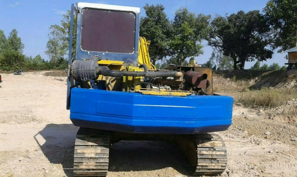 ขายด่วน KOMATSU PC60-5 .สภาพพร้อมใช้งาน เครื่องปั้มดี รถทำงานดีไม่โหลด โซ่ช่วงล่าง สวย เอกสารสัญญาซื้อขาย