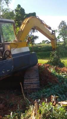 ขายด่วน KOMATSU PC60-5 .สภาพพร้อมใช้งาน เครื่องปั้มดี รถทำงานดีไม่โหลด โซ่ช่วงล่าง สวย เอกสารสัญญาซื้อขาย