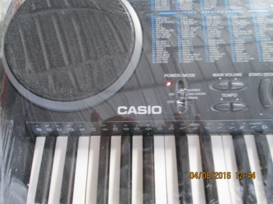 ขายครับ  ราคาถูกๆครับ  สภาพใหม่ๆครับ สนใจ 081-585-6957