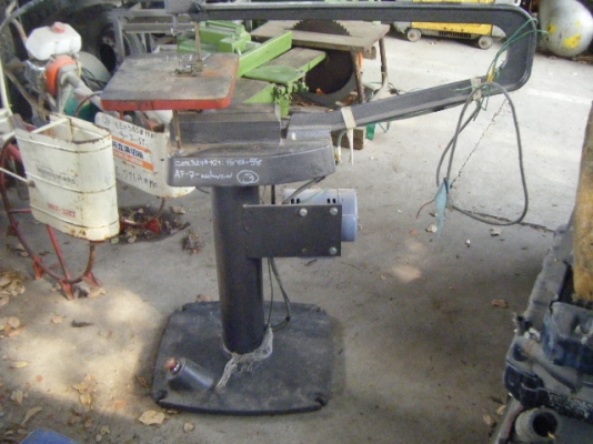 แท่นเลื่อยฉลุไฟฟ้า