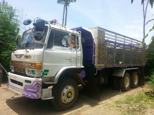 ขายรถ10ล้อ ดั้ม2เพลา FM227 เครื่อง220แรง EM100 พาวเวอร์ เบรกจิฟฟี่ ภายในสวย ยางดี สภาพพร้อมใช้งาน เอกสารพร้อมโอน ราคา780,000 สนใจโทร 090-8588220คุณนะ 093-3258446คุณบิว หรือเข้าดูสินค้าอื่นๆได้ที่ www.narong2truck.com หรือ www.truck.in.th/498 หรือเพจFacebo