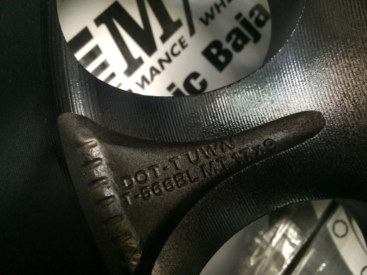 Mickey Thomson Classic Baja Lock ขอบ17 แท้ๆ