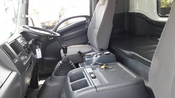 ขายด่วนครับ หัวลาก ISUZU DECA360 ปี55 พร้อม หางพื้นเรียบ 3 เพลา รถสวยพร้อมใช้งาน ครับ