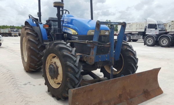 ขาย รถไถ New Holland TD95D 98HP Plus 2 เพลา ปี 56 เอกสารเล่มทะเบียนครบ อุปกรณ์มีแค่ผานดันหน้า