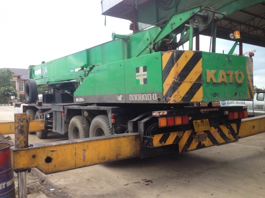 ขายรถเครน25 ตัน 12 ล้อ คาโต้