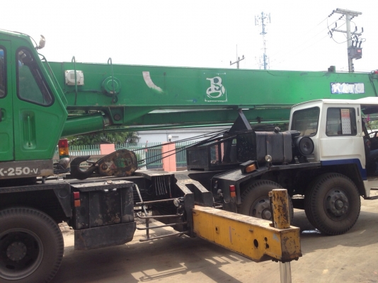 ขายรถเครน25 ตัน 12 ล้อ คาโต้