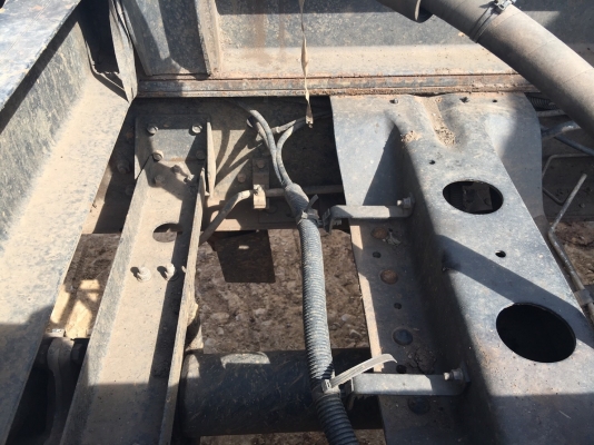 รถฮีโน่ 10 ล้อดั้ม FM1A 344 แรงม้า. ปี 53.     สนใจติดต่อ  081 - 6079515