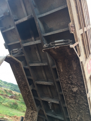 รถฮีโน่ 10 ล้อดั้ม FM1A 344 แรงม้า. ปี 53.     สนใจติดต่อ  081 - 6079515