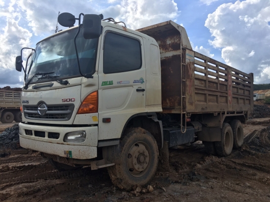 รถฮีโน่ 10 ล้อดั้ม FM1A 344 แรงม้า. ปี 53.     สนใจติดต่อ  081 - 6079515