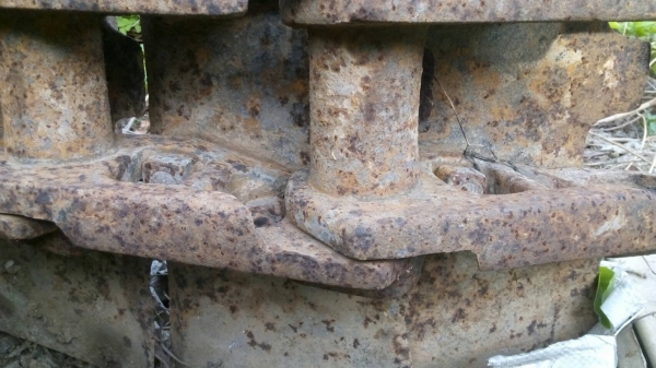 ขายโซ่รถแทรกเตอร์ D-4-H ตีนไก่ โซ่แท้ เบอร์โก้ บู๊ชนํ้ามัน สภาพสวยลิงค์หนาบู๊ชกลมแผ่นตามสภาพขายไม่แพงครับ