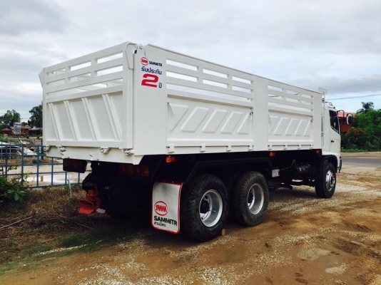 ขายรถบรรทุกสิบล้อดัมพ์ Hino เครื่อง 260 แรง ปี 47 กระบะดัมพ์สามมิตา มีระบบลากพ่วง