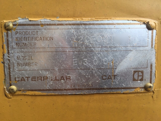 ขายแบคโฮ CATERPILLAR E300 2CF สภาพสวยเต็ม สมบูรณ์มาก สนใจโทร 081-970-1072