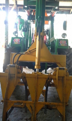 ขายรถคีบอ้อย