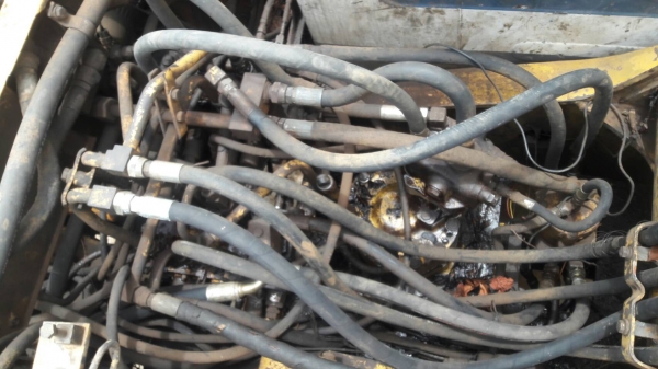 ขาย 495,000 KOMATSU pc 120-5 คอลโทลสั้น เครื่องดี ปั้มแรง เอวดี ช่ว งล่างเต็ม รถสวยพร้อมใช้ 090-772-3710 090-772-3708 ขาย 495,000 KOMATSU pc 120-5 คอลโทลสั้น เครื่องดี ปั้มแรง เอวดี ช่ว งล่างเต็ม รถสวยพร้อมใช้ 090-772-3710 090-772-3708