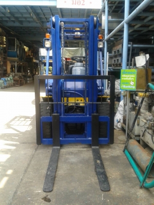 รถโฟล์คลิฟท์ Komatsu 3.5ตัน รถโฟล์คลิฟท์ Komatsu 3.5ตัน
