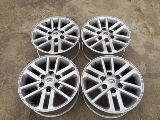 ขายล้อแม็ก Toyota ขอบ17 ลายยอดฮิต ใส่รถตู้ซิ่ง 4 วง ราคา 7,900 บาท
