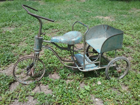 ขายสามล้อเด็ก ของเก่าแนวสะสม แต่งบ้านแต่งร้าน