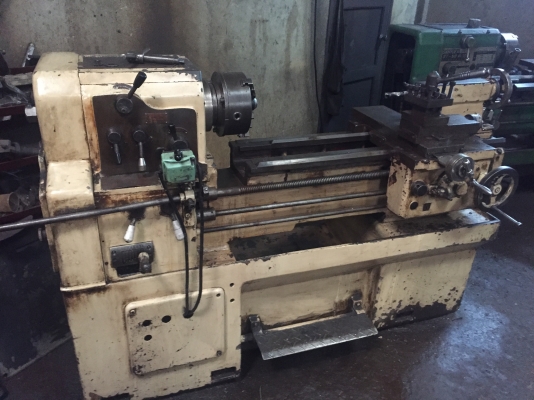 ขายเครื่องกลึงแยม4.5ฟุต3เพลามีเบรคพร้อมใช้ราคาถูกๆครับ