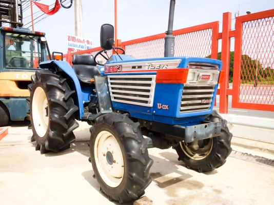 รถไถนำเข้าจากญี่ปุ่น ISEKI TL2700 4x4 พร้อมใช้งาน ติดต่อคุณเอ 090-9977111