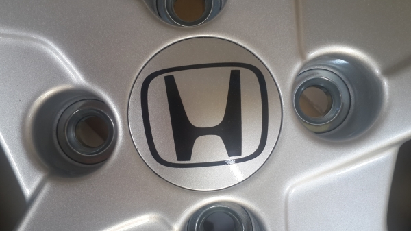 แม็กออนิว ฮอนด้า ขอบ 15 สภาพ 99\% ขันน็อตถอดครั้งเดียวถอดในศูนย์เลยครับ