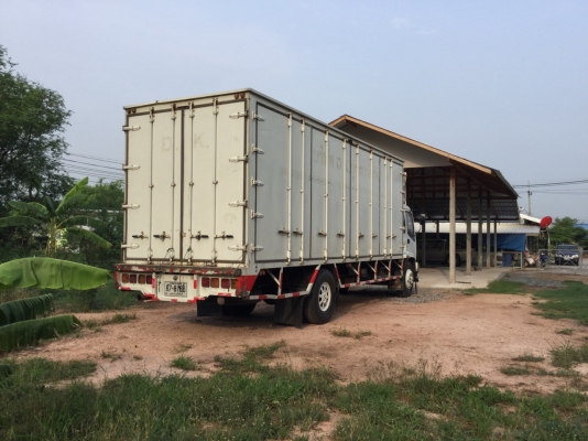 ขาย รถหกล้อตู้สิบบาน ขาย รถหกล้อตู้สิบบาน