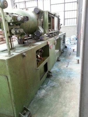 ขายเครื่องฉีดพลาสติก 3 ตัว 250 ตัน 165 ตัน 80 ตัน ขายเครื่องฉีดพลาสติก 3 ตัว 250 ตัน 165 ตัน 80 ตัน