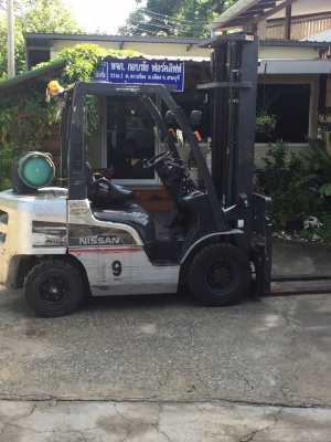 รถยก 2.5 ตันเสายกสูง 6.0 เมตร(เสา 3 ตอน) เครื่องยนต์แก๊ซ-เบนซิล รถยก 2.5 ตันเสายกสูง 6.0 เมตร(เสา 3 ตอน) เครื่องยนต์แก๊ซ-เบนซิล