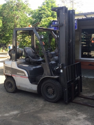 รถยก 2.5 เสายกสูง 6.0 เมตร(เสา 3 ตอน) ไซร์ชิฟ  เครื่องยนต์แก๊ซ-เบนซิล