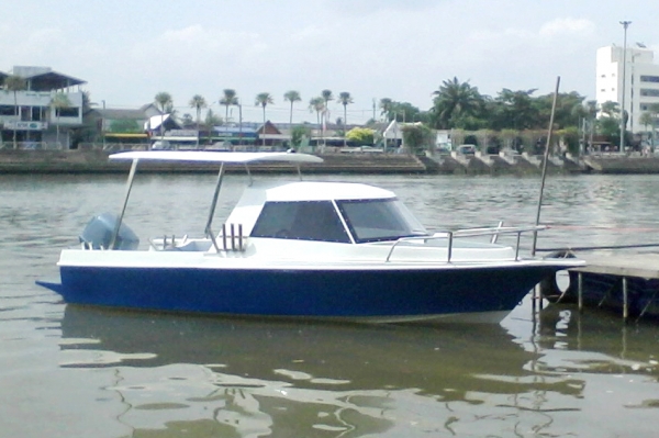 ขายเรือตกปลา18 ฟุต พร้อมเทเลอร์ ไม่มีเครื่องนะครับ