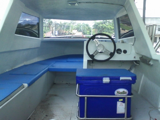 ขายเรือตกปลา18 ฟุต พร้อมเทเลอร์ ไม่มีเครื่องนะครับ