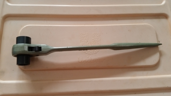 ขายประแจก๊อกแก๊กหางหนู