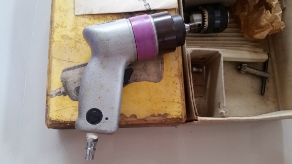 ขายสว่านลม ขันสกรู/น็อต/เจาะ
