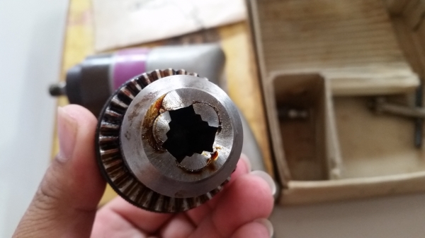 ขายสว่านลม ขันสกรู/น็อต/เจาะ