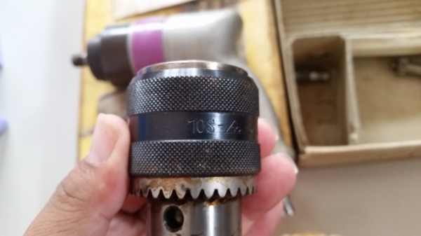 ขายสว่านลม ขันสกรู/น็อต/เจาะ