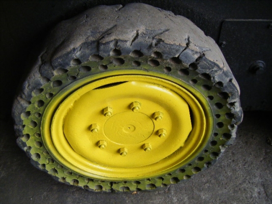 รถตักเอนกประสงค์ GEHL