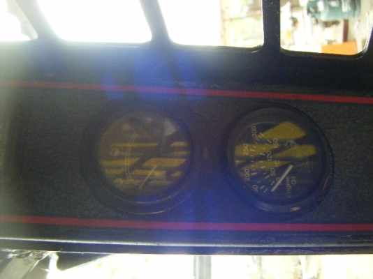 รถตักเอนกประสงค์ GEHL