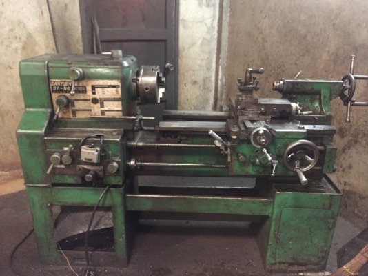 ขายเครื่องกลึง5ฟุตใต้หวัน2เพลาพร้อมใช้เปิดคอม้าได้ราคามิตรภาพ48000ครับสนใจทักครับ