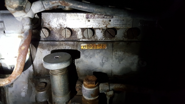 ขาย รถเกี่ยวข้าว ตัวประกอบ 2.5 ตัน Hino 195Hp ขาย รถเกี่ยวข้าว ตัวประกอบ 2.5 ตัน Hino 195Hp