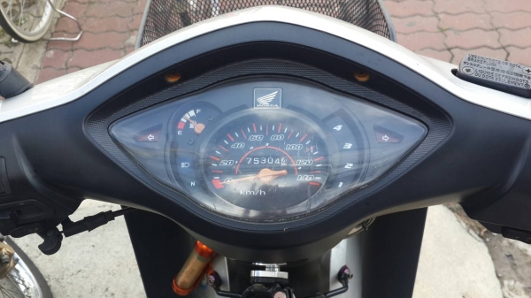 ขายฮฮนด้าเวฟ 100 UBOX ปี 48 สตาร์ทมือ