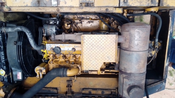 โคมัสสุ120-3เครื่องเดิมดีแห้งๆแรงๆด้วยปั่มเดิมเแวไม่ขยับบูมอาร์มพิเศษลูกเลอร์7ลูกบิดตัวซ้ายขวาสบายแอร์หนาว.โซ่หนาใช้งานได้เรยไม่ต้องซ่อมร้องมา395000ได้ตรงไหนครับ0837335338-0975511464-0999382823นิธิศ