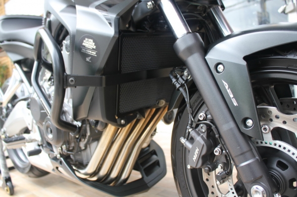 HONDA CB650f (abs) ปี2015 (BLACK) รถสวยพร้อมให้คุณเป็นเจ้าของ