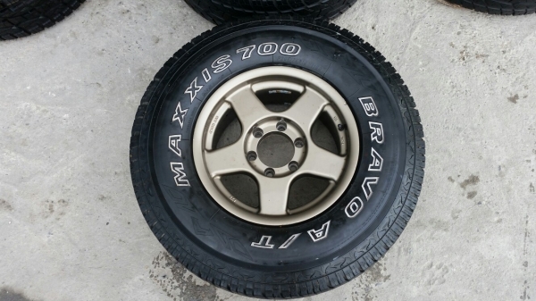 แม็กพร้อมยาง 16 เบดเล่