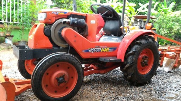 ขายรถไถ KUBOTA  KRT140 pto ดันหน้า และผาน3 ราคา 125,000 อ.แกลง จ.ระยอง  มีบริการขนส่งทั่วไทย DC Tractor Rayong 0818618678,0899347475 https://www.facebook.com/DC-Tractor-Rayong-3071545327&hellip;/shop&hellip; id line=081-8618678 id line=089-9347475