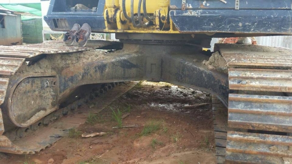 ขายรถขุดแบ็คโค komatsu pc120-3หัวแย็คปูน แพรคอนโทรล รุ่น5 ช่วงล่างเต็ม เครื่องแน่น ปั๊มแห้ง ขายรถขุดแบ็คโค komatsu pc120-3หัวแย็คปูน แพรคอนโทรล รุ่น5 ช่วงล่างเต็ม เครื่องแน่น ปั๊มแห้ง