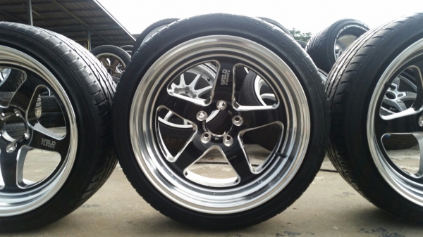 Weld ขอบ18 งานKc พร้อมยางสวยๆ Weld ขอบ18 งานKc พร้อมยางสวยๆ