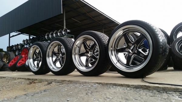 Weld ขอบ18 งานKc พร้อมยางสวยๆ