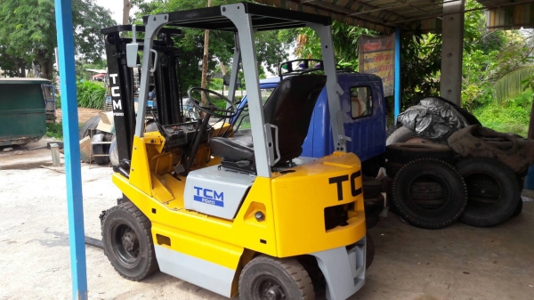 ขายโฟล์คลิฟท์ 2 ตัน