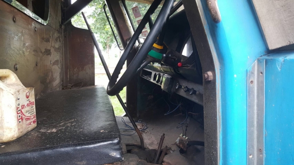 ขาย 10 ล้อ หัวยาว 2 เพลา ช่วงล่างใหญ่ ZM เครื่อง EH700 168 แรงม้า สโลว์อินเตอร์ คานหน้าใหญ่ พวงมาลัยพาวเวอร์ ทะเบียนพร้อมโอน